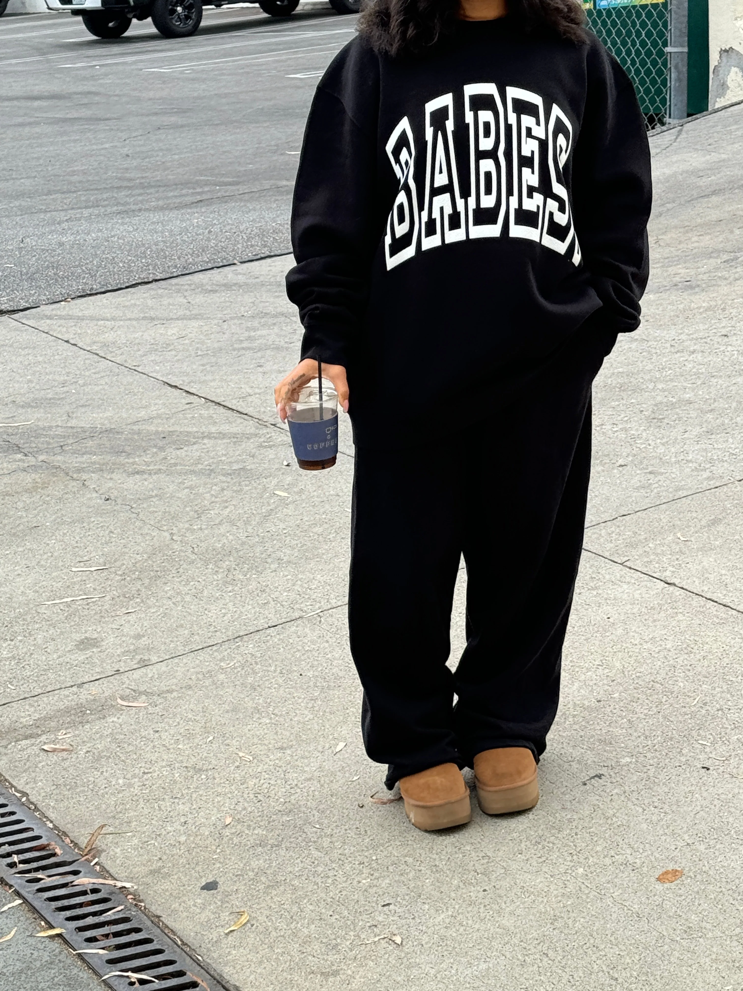 BABES Crewneck (black) - Image 5