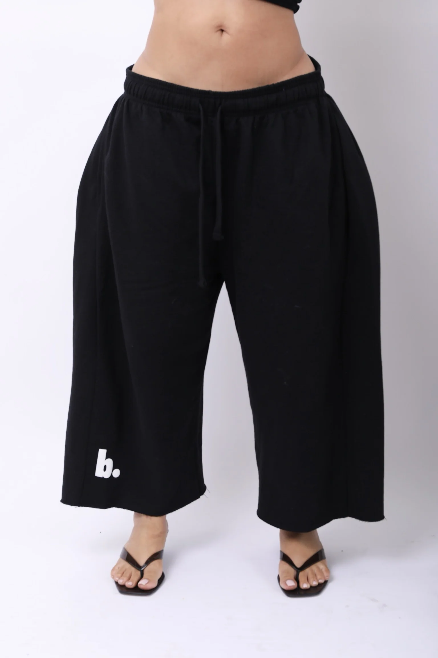 Cropped Sweat (black) - Image 5