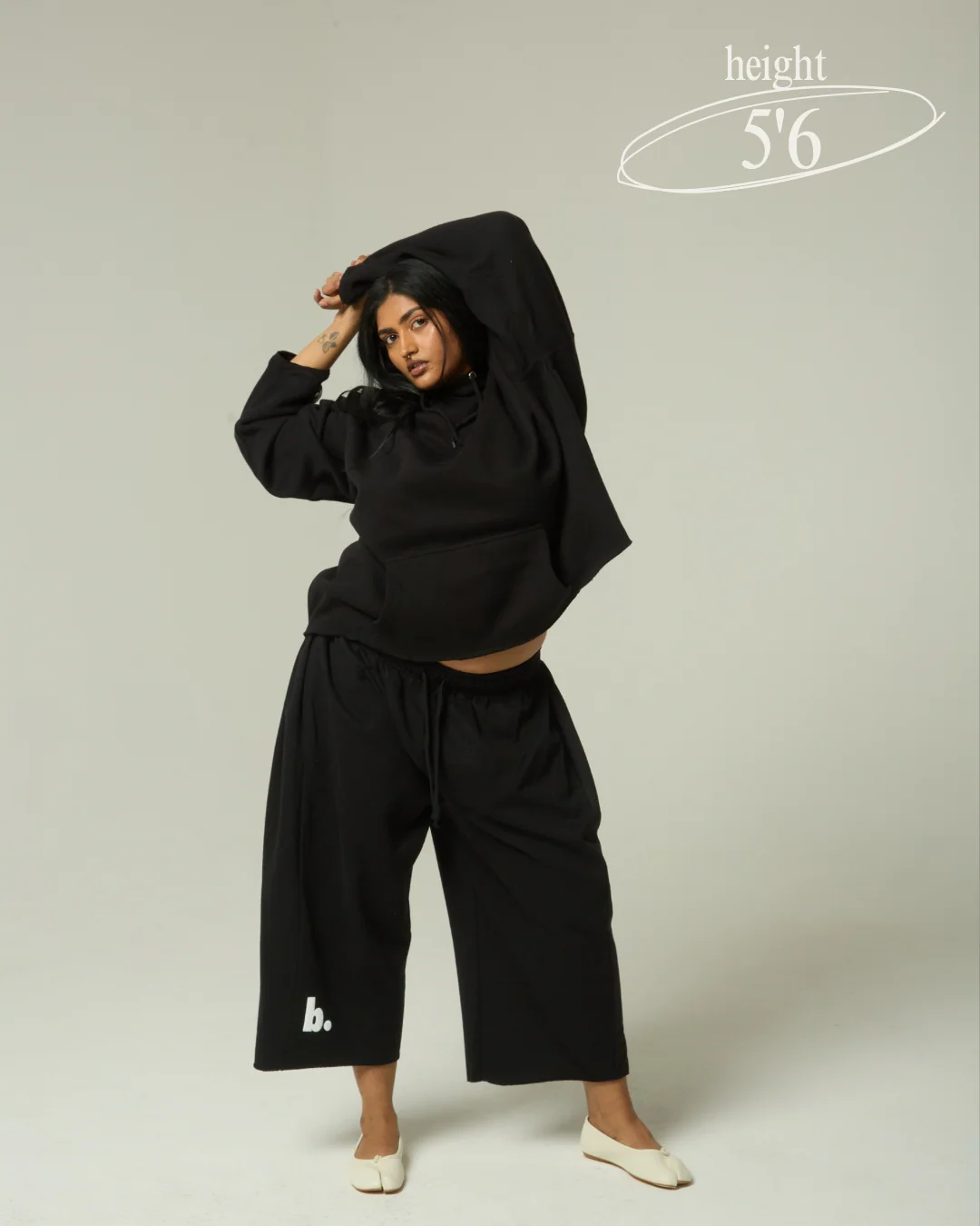 Cropped Sweat (black) - Image 7
