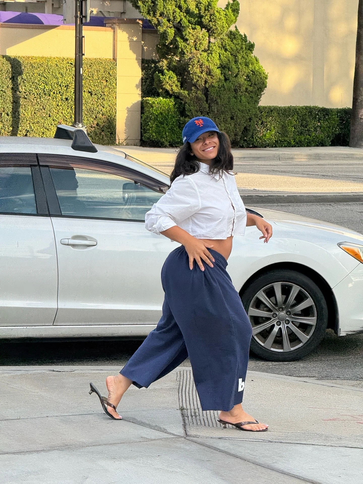 Cropped Sweat (navy) - Image 6