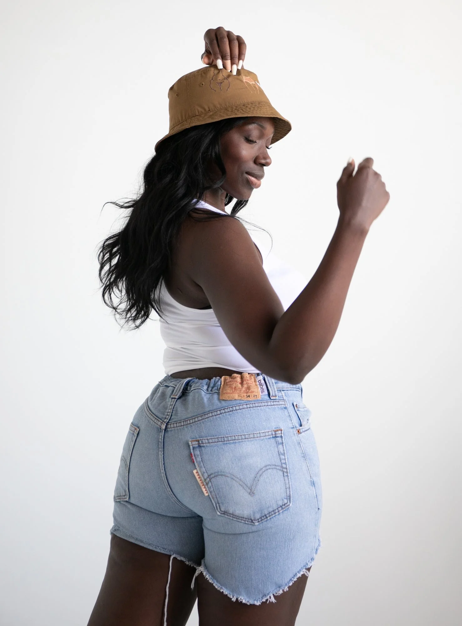 No Back Gap Short ♻️ - Image 11