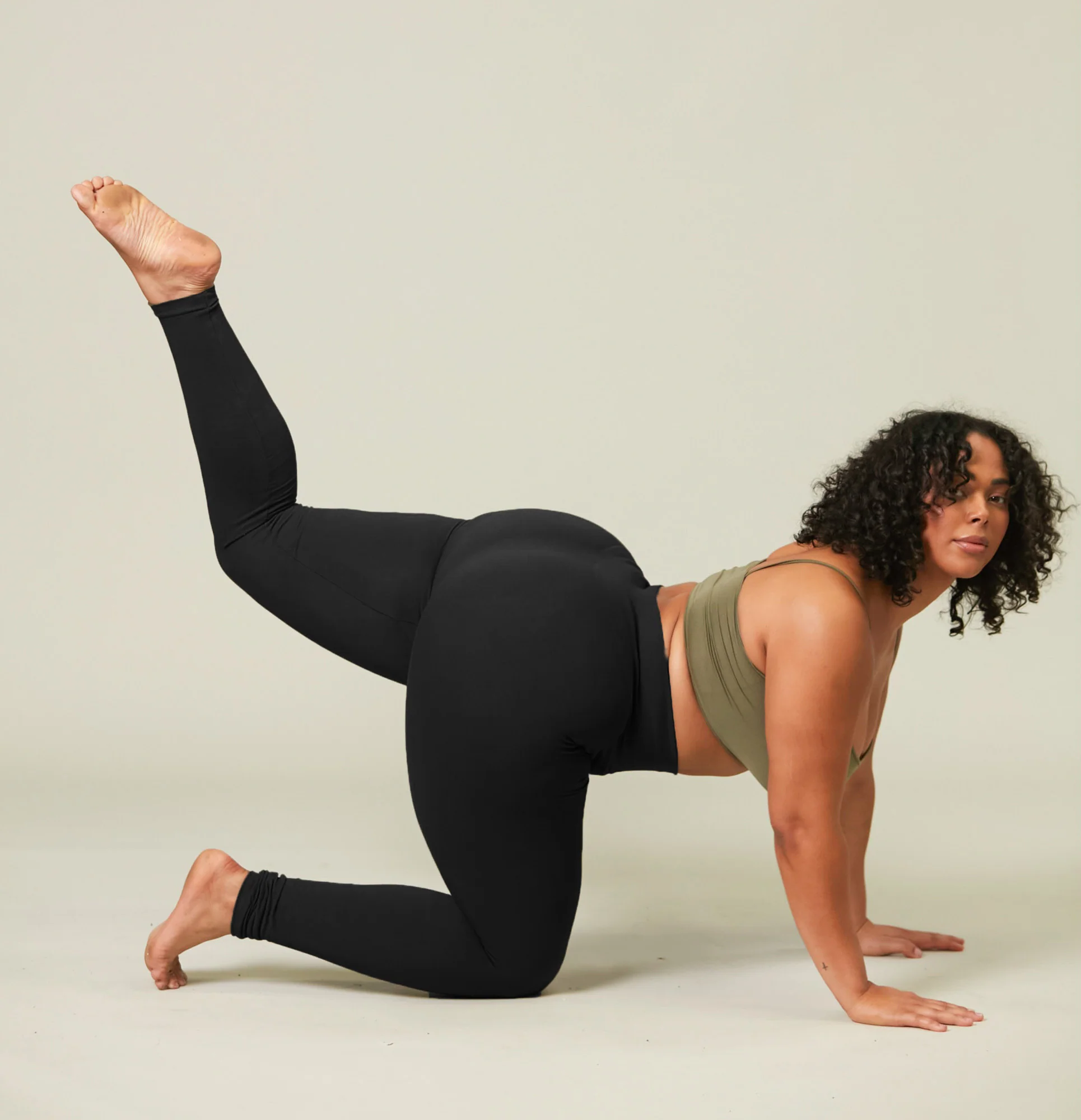 The Cotton Tummy Control Legging (gray) - Image 11